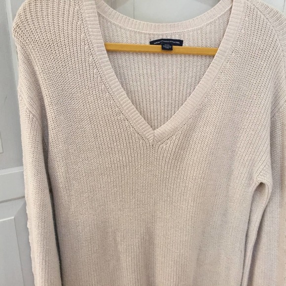American Eagle Pullover Sweater - Picture 4 of 16